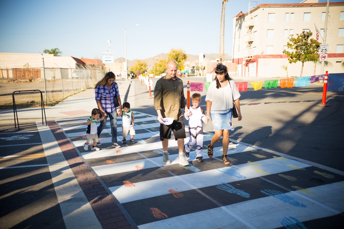 Lake Elsinore crosswalk