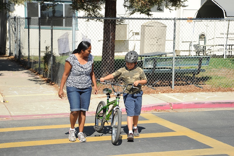 mom and child